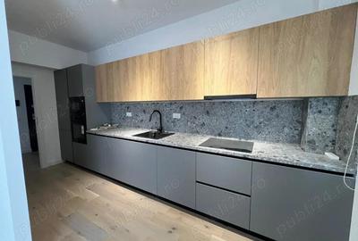 Apartament cu 3 camere decomandat, mobilat în Central