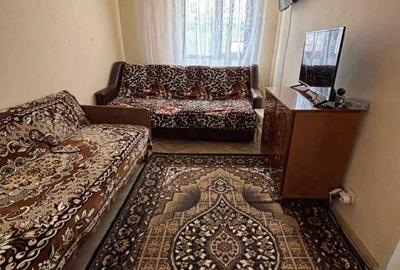 Apartament cu 3 camere decomandat în Huși - 3