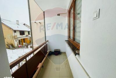 Apartament cu 2 camere decomandat, mobilat în Vasile Aaron - 9