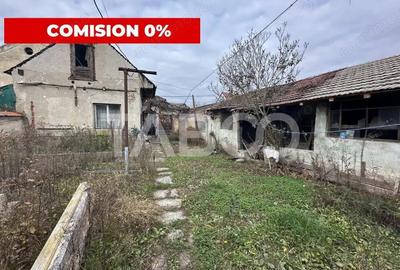 Casa de vanzare 2 camere anexe gospodaresti 1248 mp teren in Beclean - 1