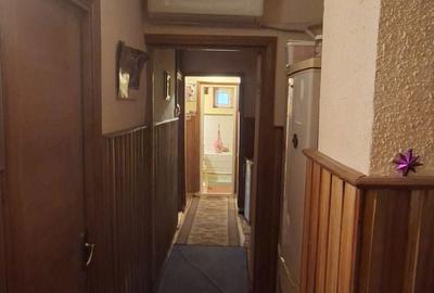 Apartament cu 3 camere în C5 - 6