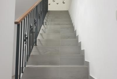 Casă cu 4 camere cu Teren 493 Mp în Central - 2