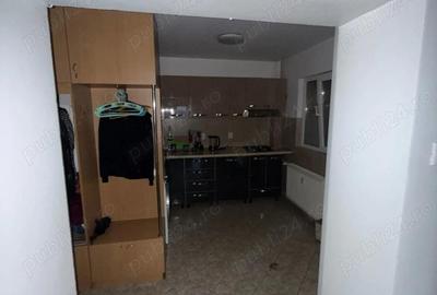 Apartament cu 3 camere decomandat în Colentina - 10