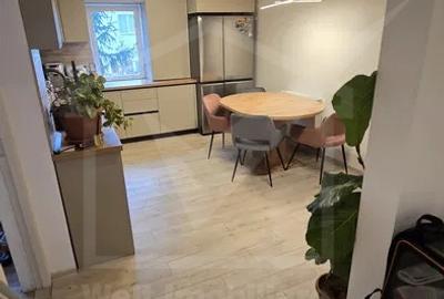Apartament cu 3 camere decomandat, mobilat în Zorilor - 1