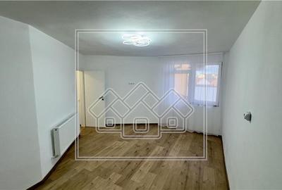 Apartament cu 2 camere decomandat în Turnișor - 7