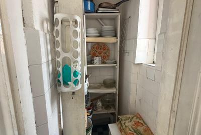 Apartament cu 3 camere semidecomandat în Central - 8