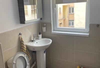 Apartament cu 3 camere decomandat în Calea Victoriei - 15