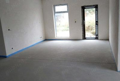 Casă cu 4 camere cu Teren 900 Mp în Central - 5