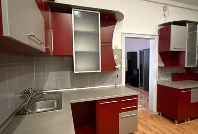 Casă individuală cu 4 camere cu Teren 30 Mp în Gruia - 10