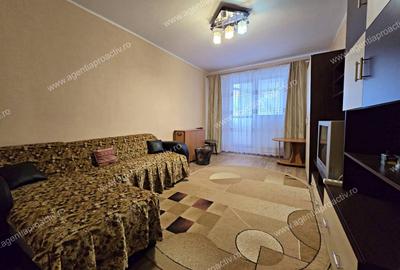 Apartament cu 2 camere decomandat în Micro 14 - 2