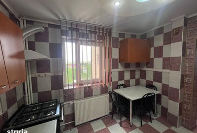 Apartament cu 3 camere decomandat în Berceni - 1