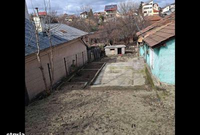 Casă cu 2 camere cu Teren 447 Mp în Valea Rosie