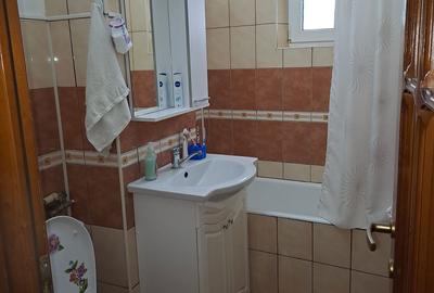 Apartament cu 2 camere decomandat în Barați - 2
