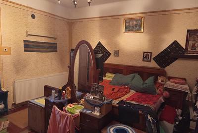 Casă individuală cu 8 camere cu Teren 744 Mp în Ilidia - 40