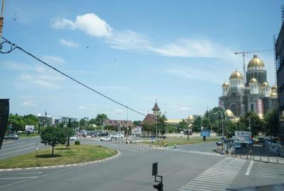 Apartament cu 3 camere decomandat în 13 Septembrie - 10