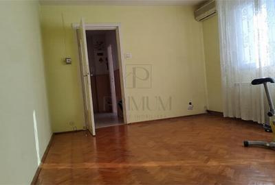 Apartament cu 3 camere semidecomandat în Favorit - 3