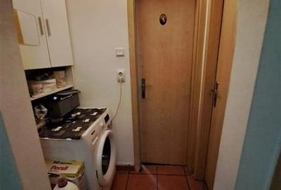4 camere,et 2, Torontalului, 2 bai, 2 balcoane, centrala proprie, clima - 20