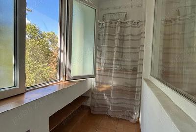 Proprietar inchiriez apartament 2 camere - 10