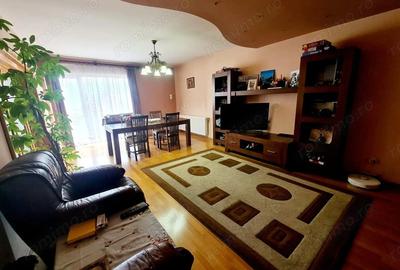 Casă cu 10 camere cu Teren 781 Mp în Cartierul Traian - 3