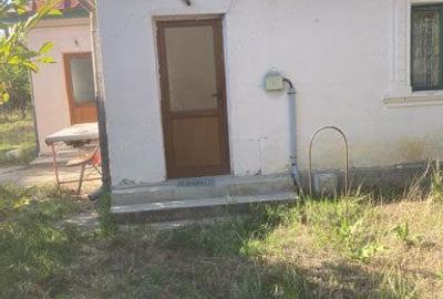 Casă cu 3 camere în Prundu - 9
