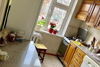 Inchiriez Apartament 2 camere Titan Inchiriez Apartament 2 camere Titan - 3