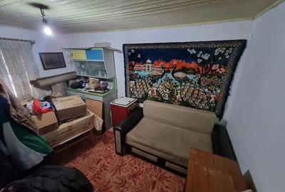 A 13. 20000 mp teren ?i 3 constructii casa in judetul Bacau - 1