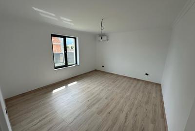 Casa 4 camere, 150 mp utili - Negociabil - 2