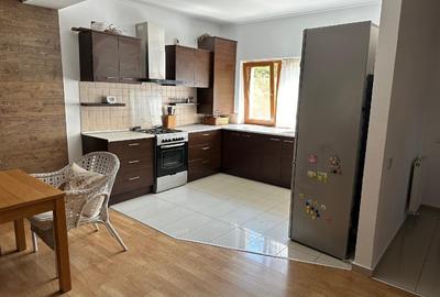 Casa si curte de vanzare - 5