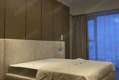 Apartament cu 3 camere decomandat în Tei