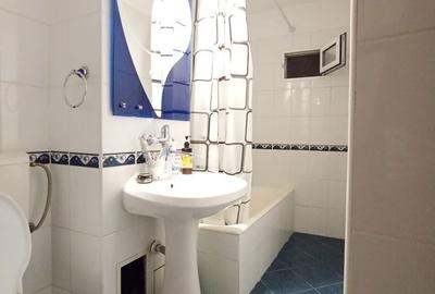 Apartament cu 3 camere decomandat în Central - 2