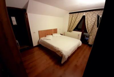 Casă cu 3 camere cu Teren 250 Mp în Central