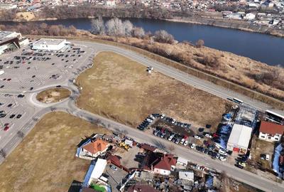 Spațiu comercial, în Nicolae Bălcescu