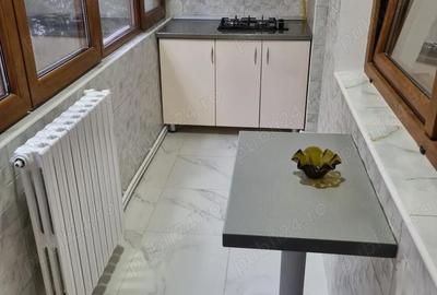 Garsonieră decomandată în Gorjului - 1
