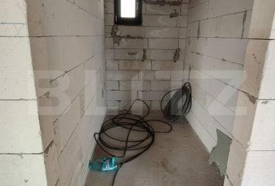 Casă cu 4 camere cu Teren 1300 Mp în Bosanci - 9