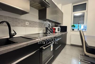 Apartament cu 3 camere semidecomandat, mobilat în Circumvalațiunii - 7