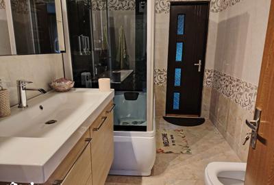 Casă cu 4 camere cu Teren 300 Mp în Șimnicu de Sus - 4