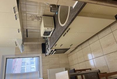 Garsonieră decomandată în Titan - 1