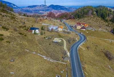 Teren de 985 mp, în Fundata - 8