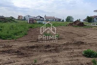 Teren de 397 mp, în Central