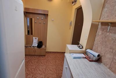 Apartament 2 camere str.Varnav - 9