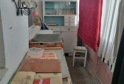 Apartament cu 2 camere nedecomandat în Micro 4 - 8