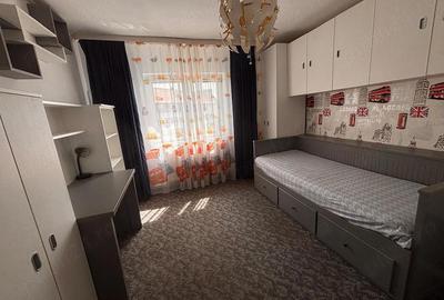 Apartament cu 3 camere semidecomandat în Central - 2
