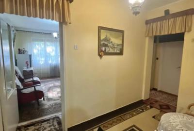 Apartament cu 3 camere decomandat în Central - 2