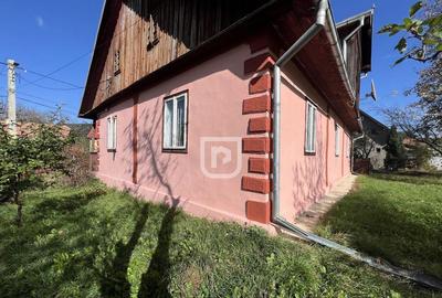 Casă cu 4 camere cu Teren 904 Mp în Bucșoaia - 11