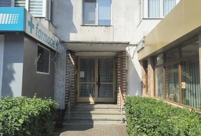 Apartament 3 camere etaj 2 zona Centrala - 4