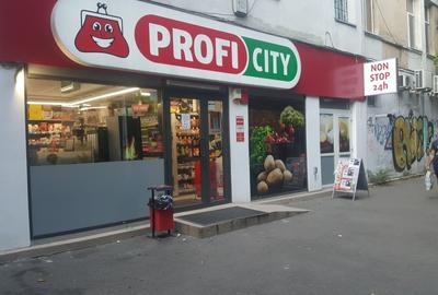 Spațiu comercial, de 100 mp, în Titan - 7