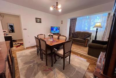 Apartament cu 3 camere semidecomandat în Central - 15