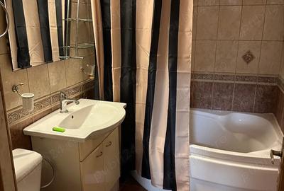 Apartament cu 2 camere decomandat în Școlilor - 5