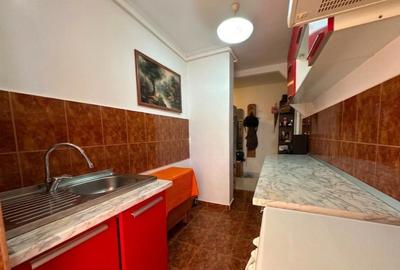 Apartament cu 3 camere decomandat în Astra - 3