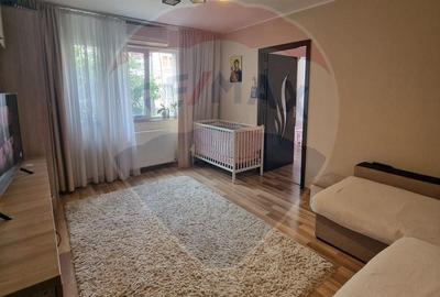 Apartament cu 2 camere de vanzare - zona linistita - 2